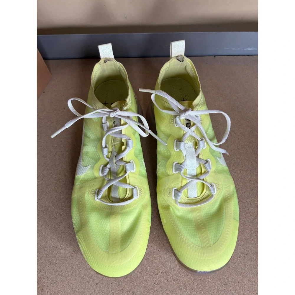 Nike Air VaporMax 2019 Barely Volt Spruce Fog AR6631-700 Mens Running Shoes